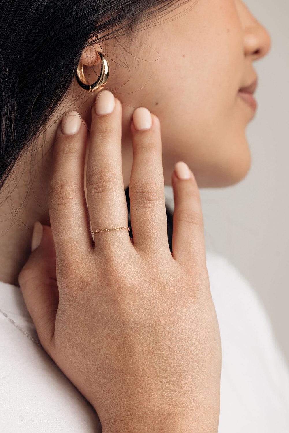 classic chain yellow gold ring