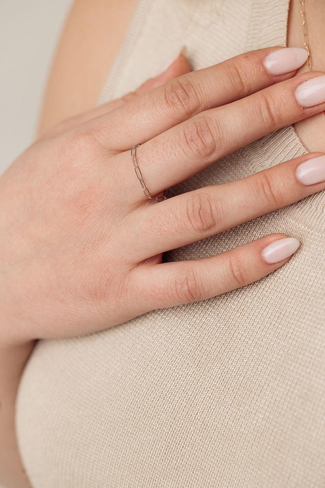 LARGE LINK LINK x LOU