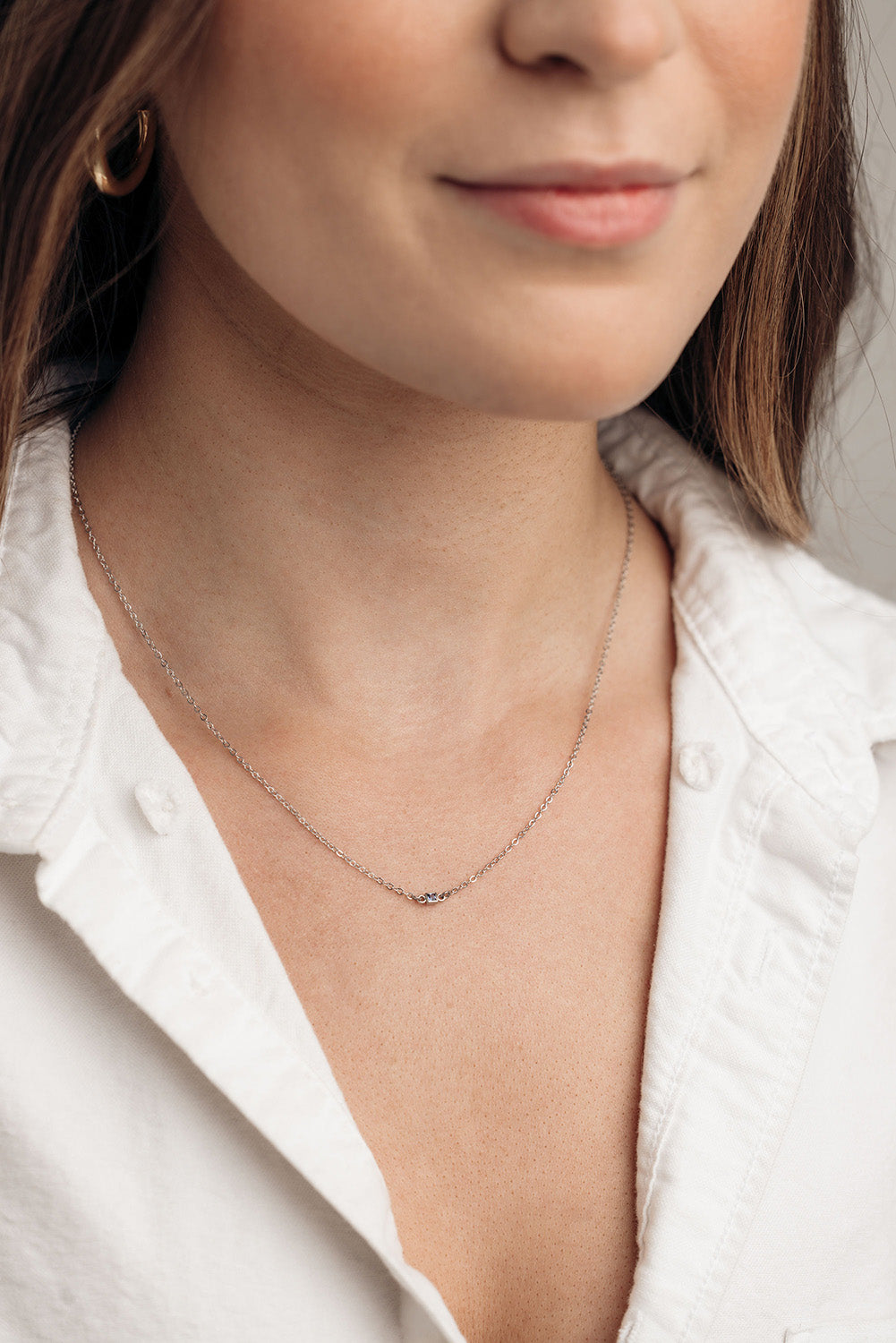 classic chain necklace with sapphire charm