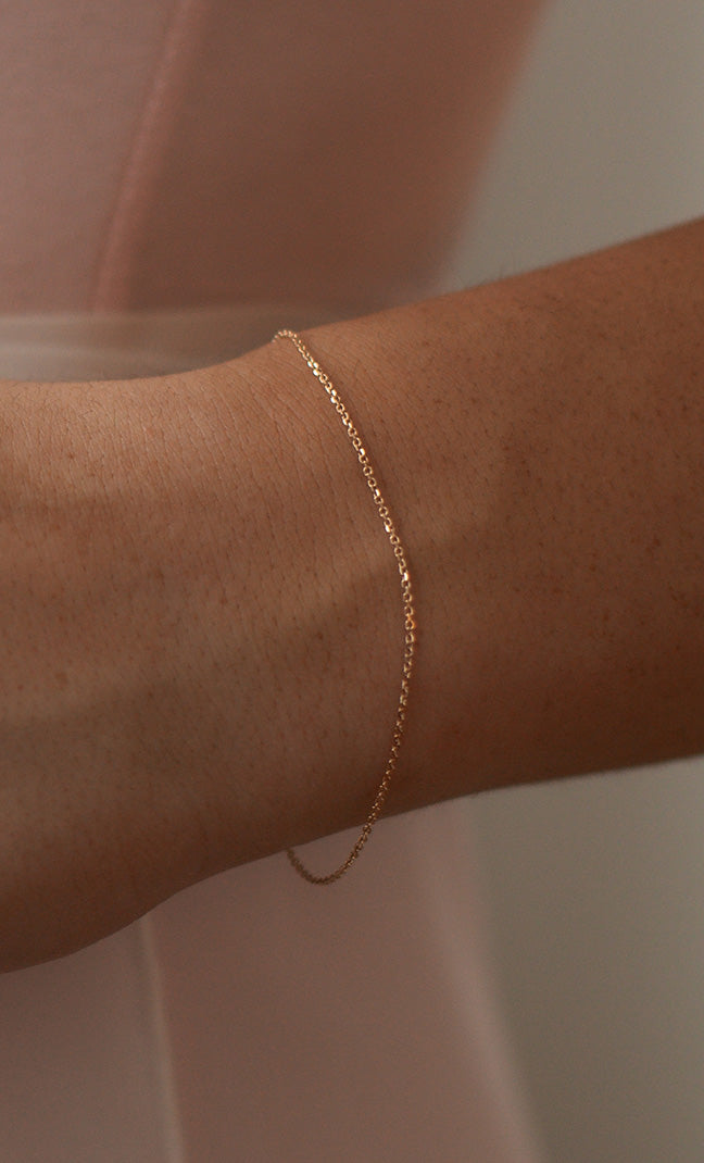 new-della-bracelet.jpg