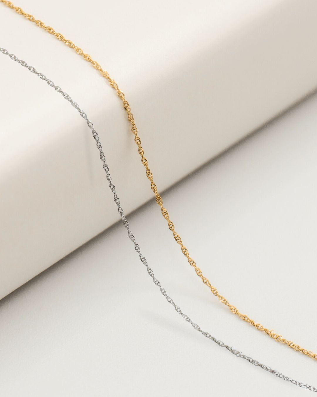 samantha-chain.jpg